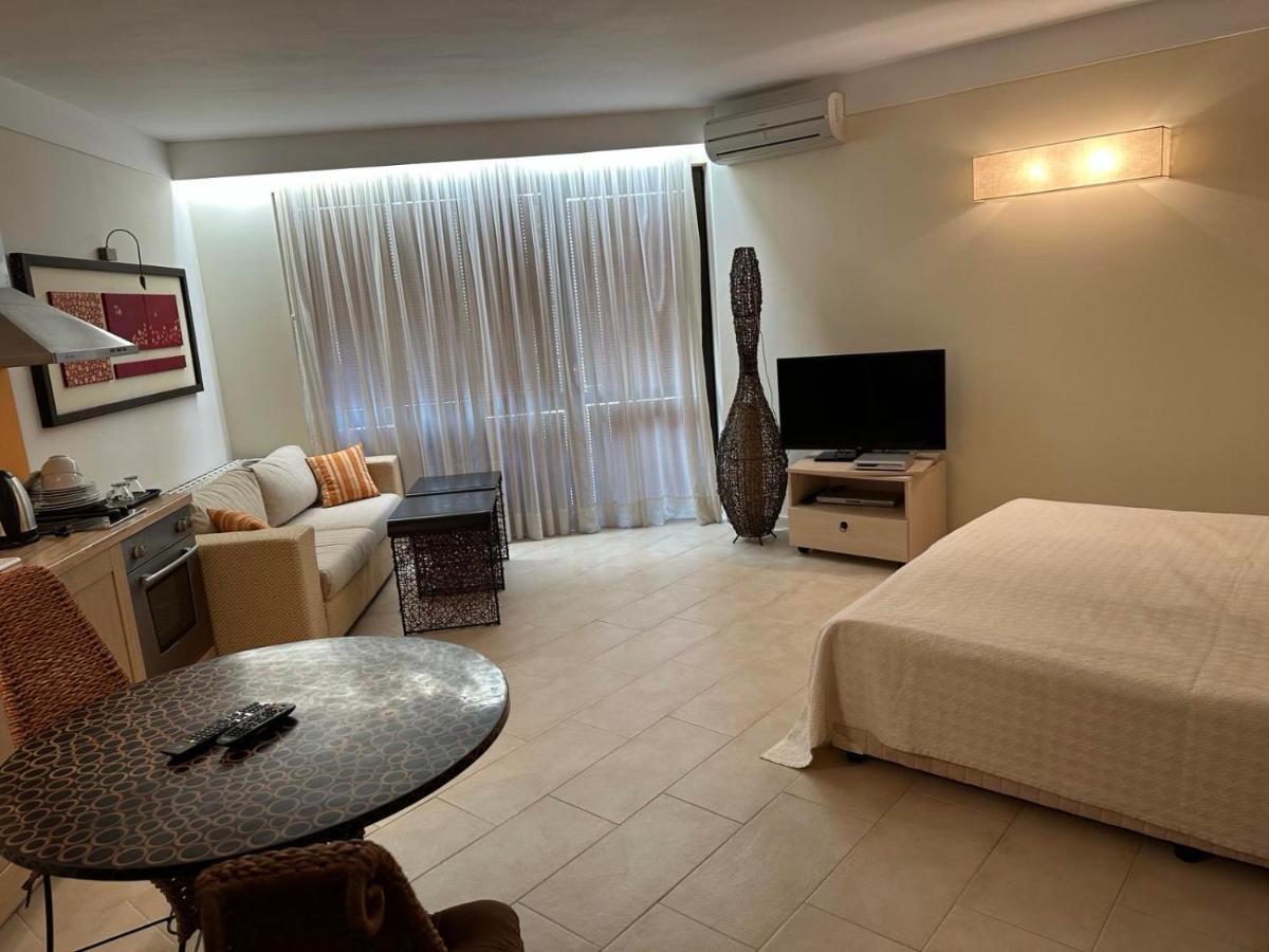 Апарт готель Oazis Vip Club Сонячний Берег Екстер'єр фото